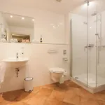 布吕尔罗曼蒂克酒店 酒店 4*