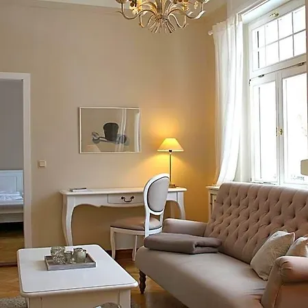 Romantik Am Bruehl Отель 4*