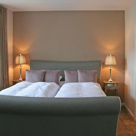 Otel Romantik Am Bruehl 4*