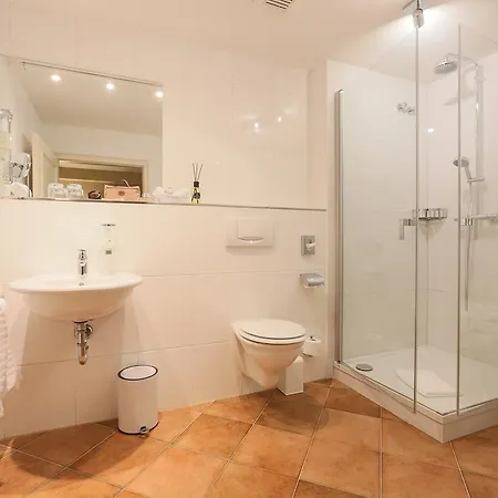 Romantik Am Bruehl Отель 4*