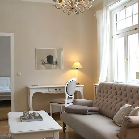 Romantik Am Bruehl Otel