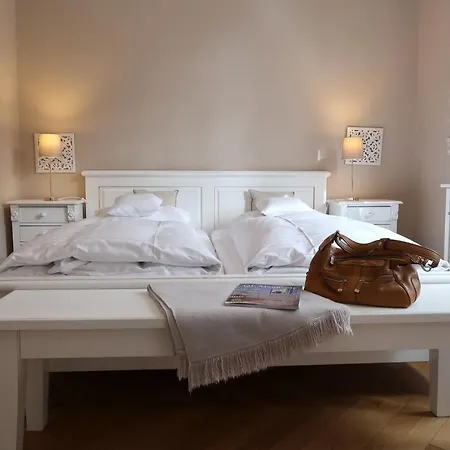 Romantik Am Bruehl Отель 4*