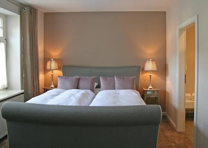 Hotel Romantik Am Brühl 4*