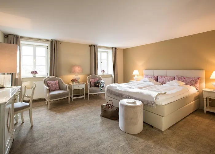 Romantik Am Brühl 4*