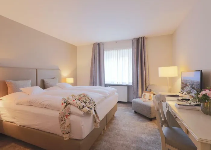 Romantik Am Bruehl 4*